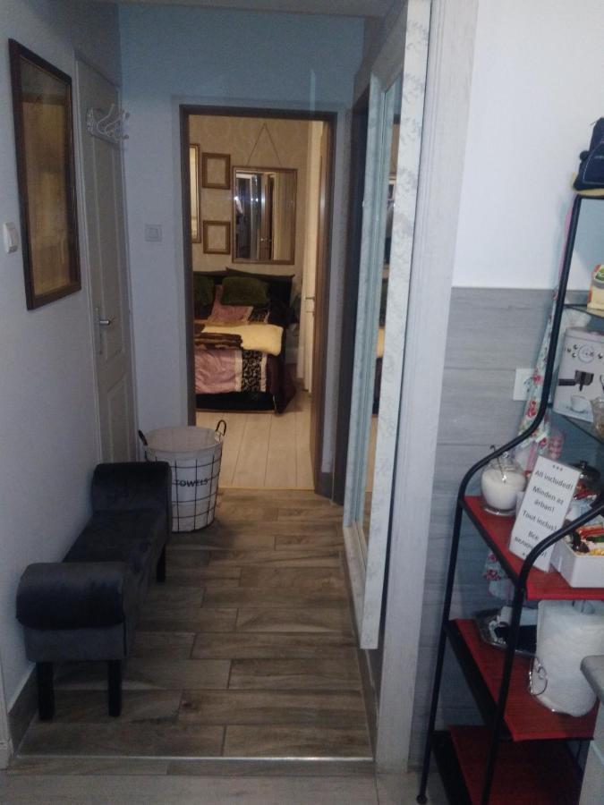 Grey Orchid Apartment - Studio Budapeszt Zewnętrze zdjęcie