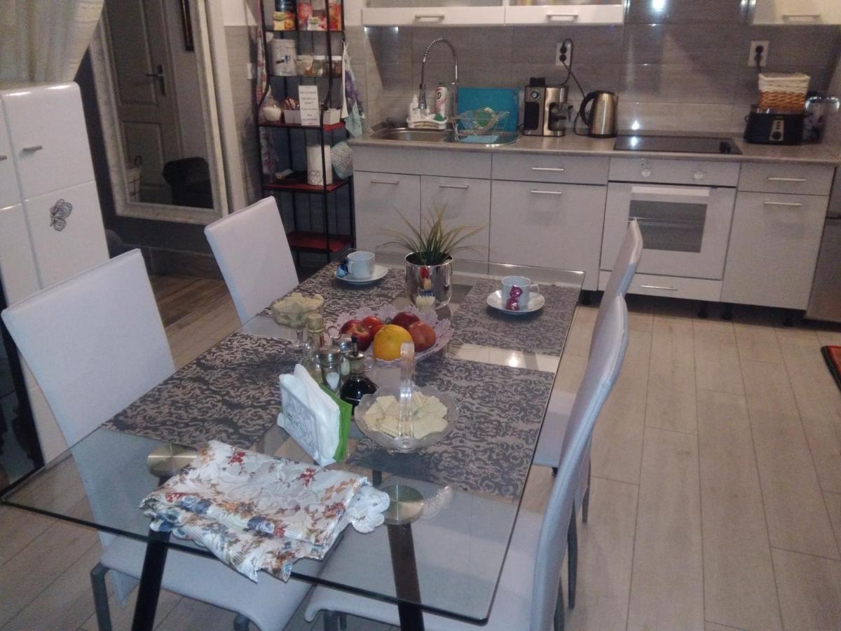 Grey Orchid Apartment - Studio Budapeszt Zewnętrze zdjęcie