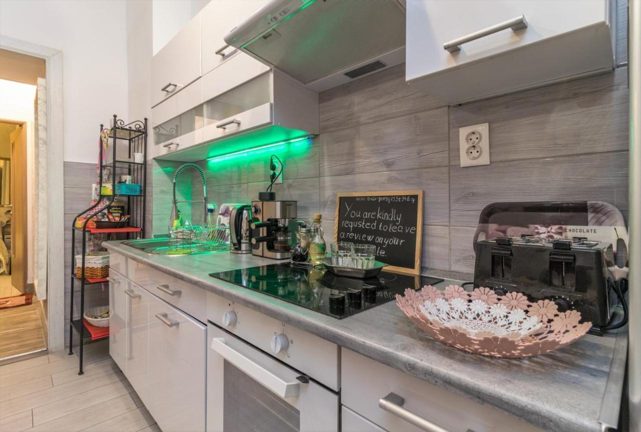 Grey Orchid Apartment - Studio Budapeszt Zewnętrze zdjęcie